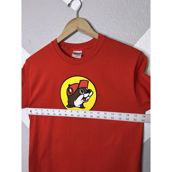 Buc-ee's It's a Beaver! Logo T-Shirt Men's Small Red Yellow Texas Road Trip Tee - Picture 6 of 9